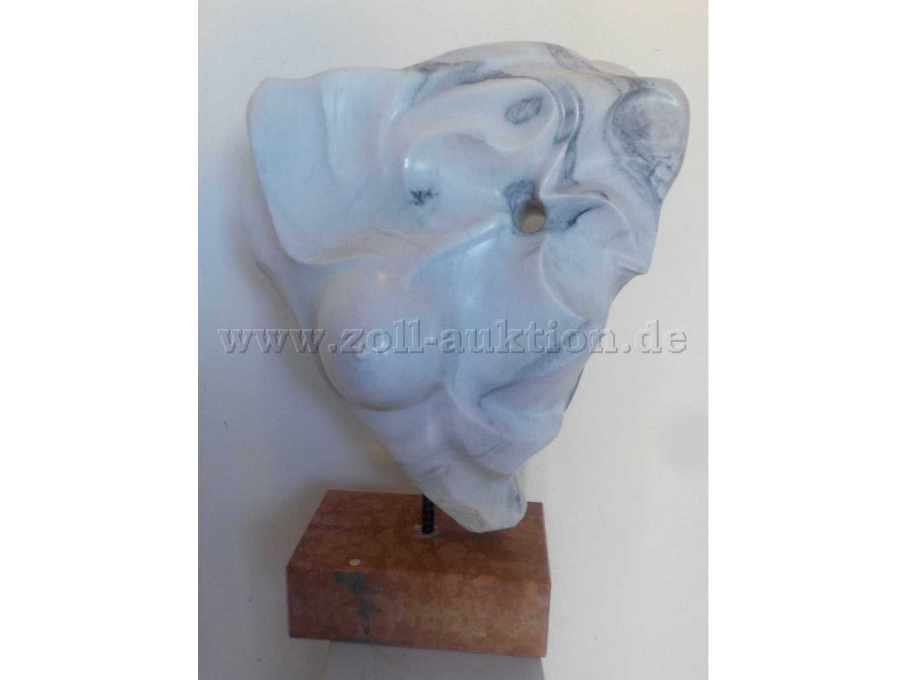 Skulptur Seitenansicht