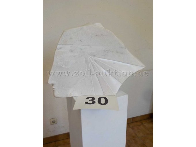 Seitenansicht Skulptur