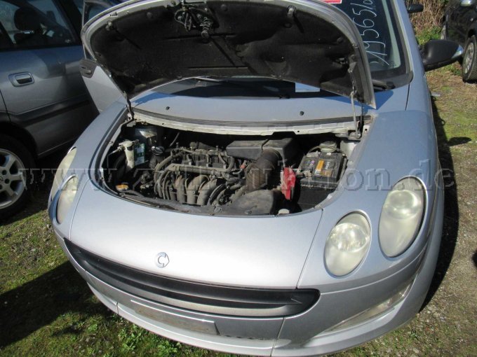Motorraum 1