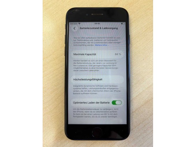 Die Akku-Kapazität des Gerätes beträgt noch 84%.