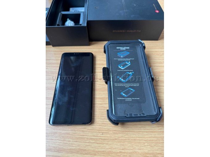 Ansicht vorne Telefon und Supcase
