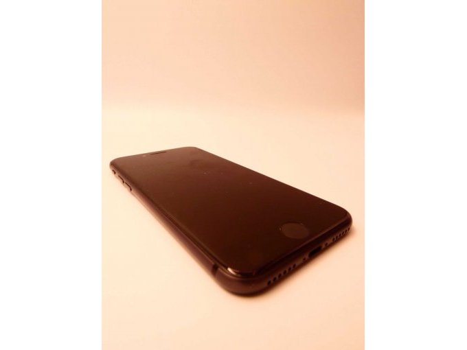 IPhone 8_ Ansicht auf untere Seite/ linke untere Ecke/ linke Seite