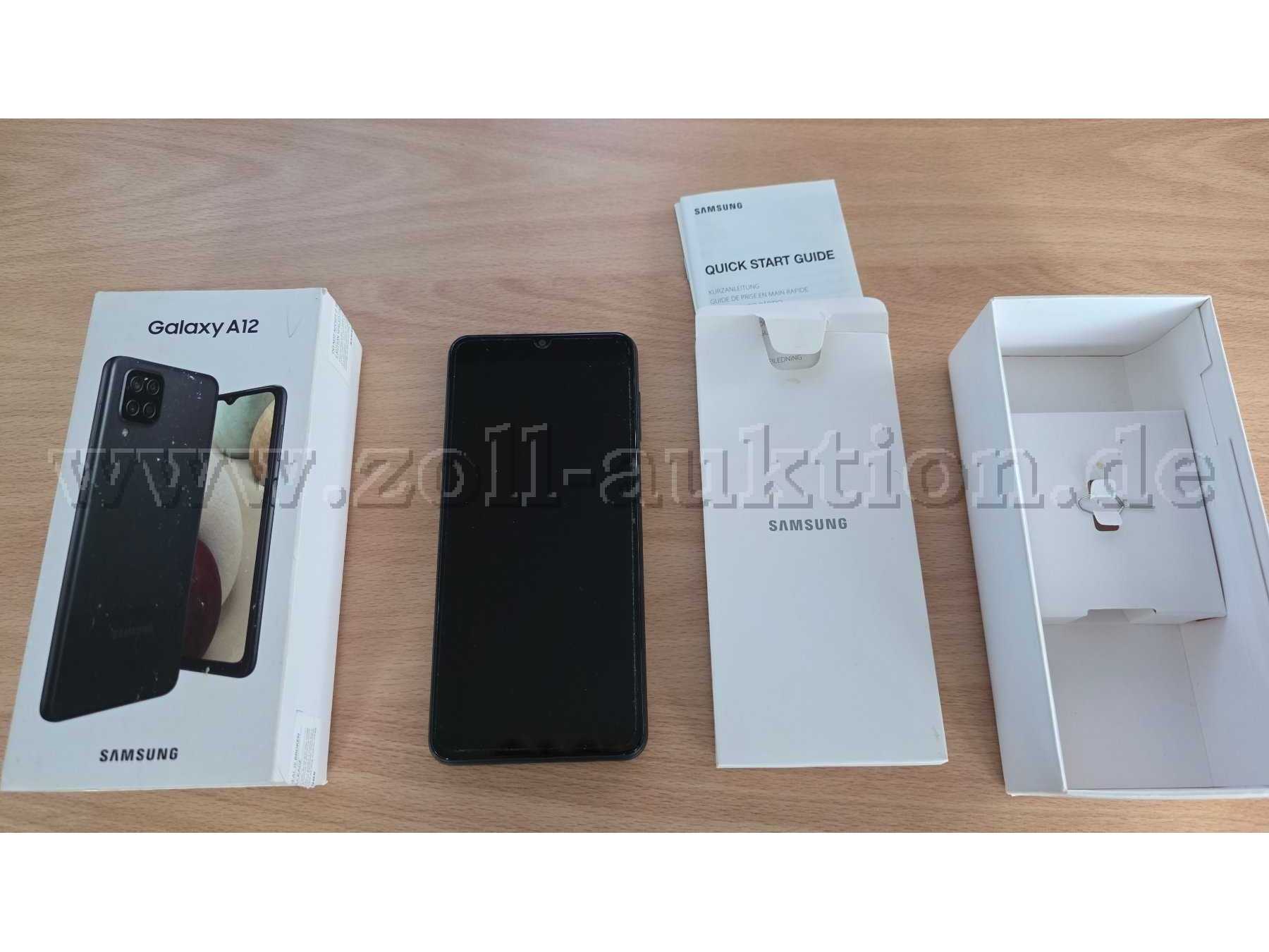 Samsung Galaxy A12 inklusive Zubehör