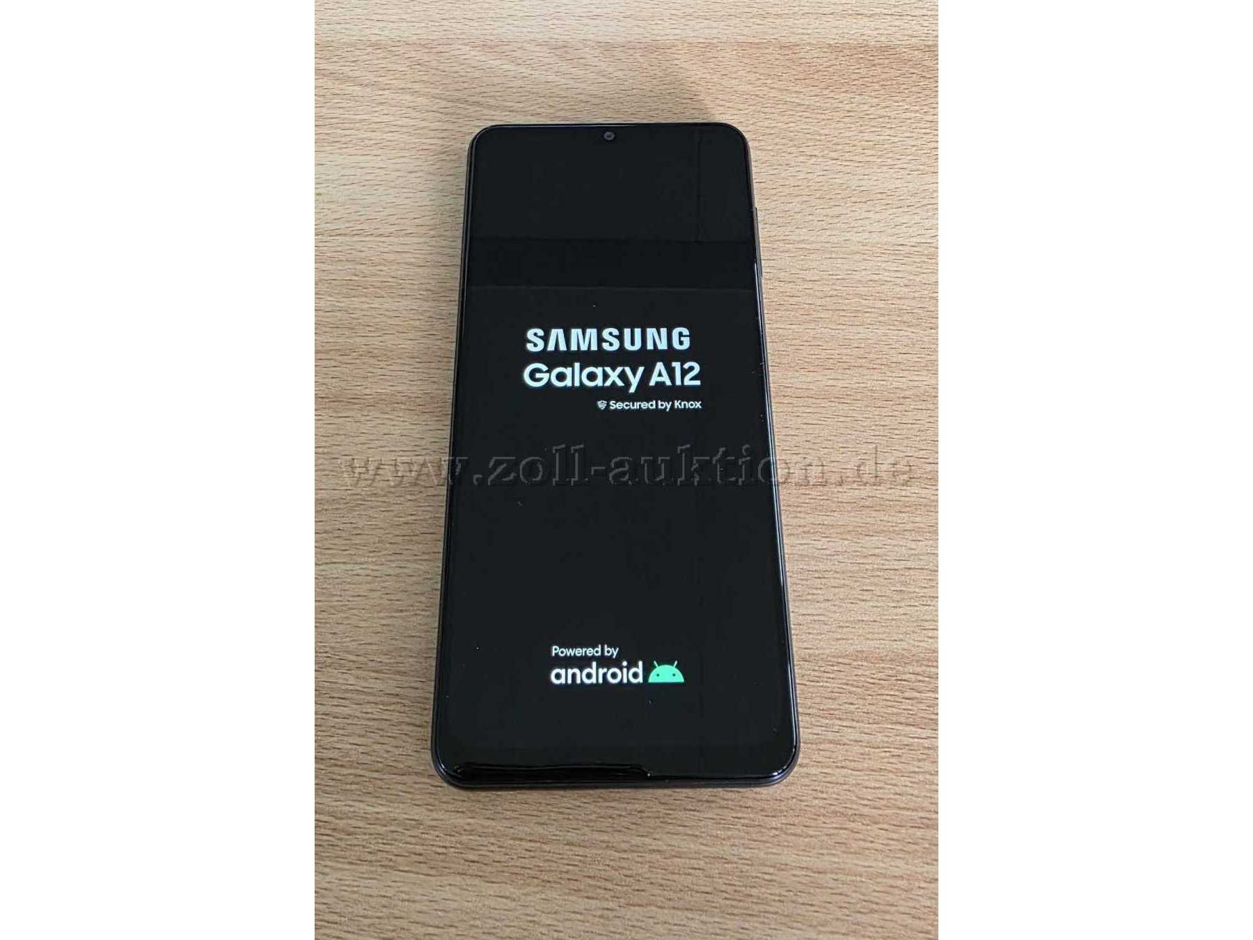 Samsung Galaxy A12 - Display ein und dunkel