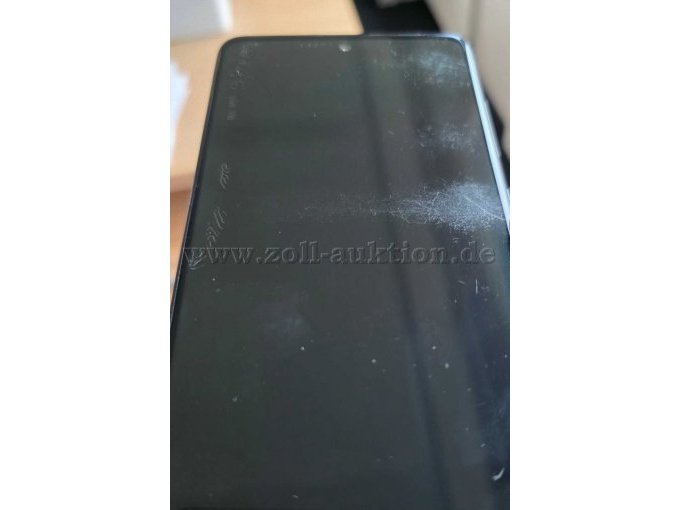 Galaxy A51 - Vorderseite - Display nah mit Kratzern