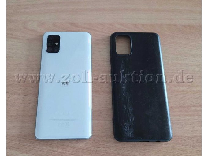 SAM Galaxy A51 Rückseite und Hülle