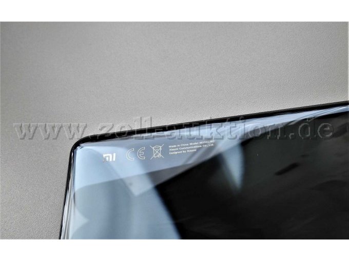 Modelbezeichnung und CE-Zeichen