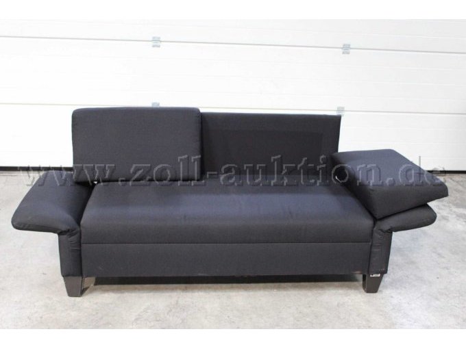 Armlehnen abgeklappt