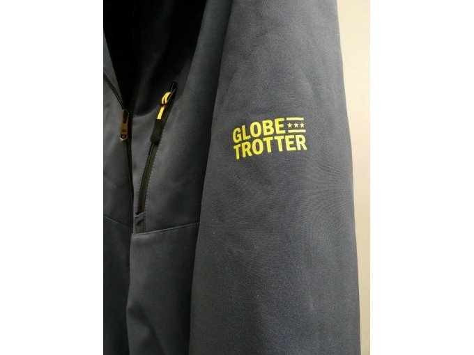 Globetrotter Softshell-Jacke für Herren_ Logo auf linkem Ärmel