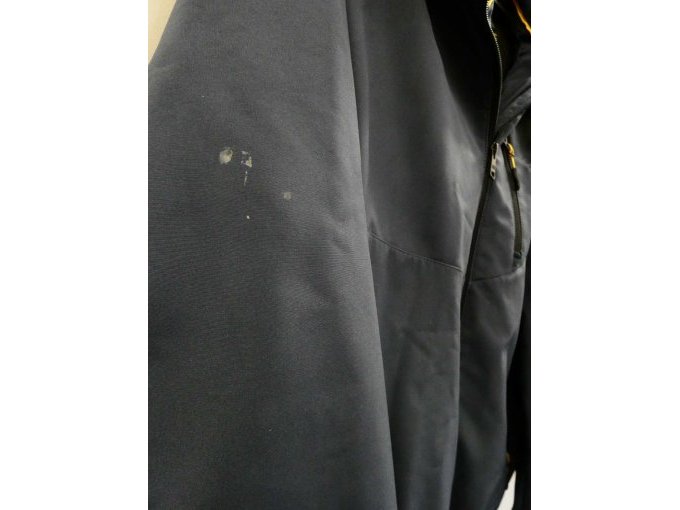 Globetrotter Softshell-Jacke für Herren_ weißer Fleck auf rechten Ärmel