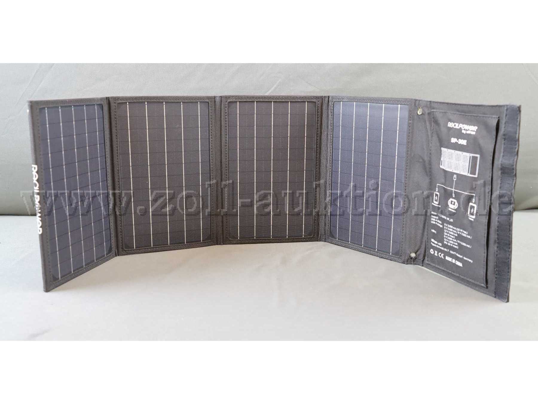 Solarpanel ausgeklappt