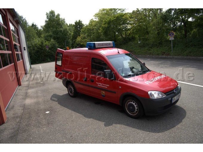 Fahrzeug Totale, seitliche Ansicht, Beifahrerseite