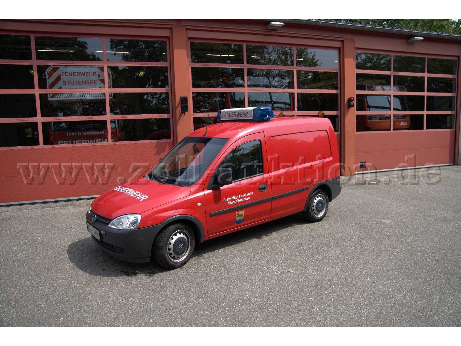 Fahrzeug Totale, seitliche Ansicht, Fahrerseite