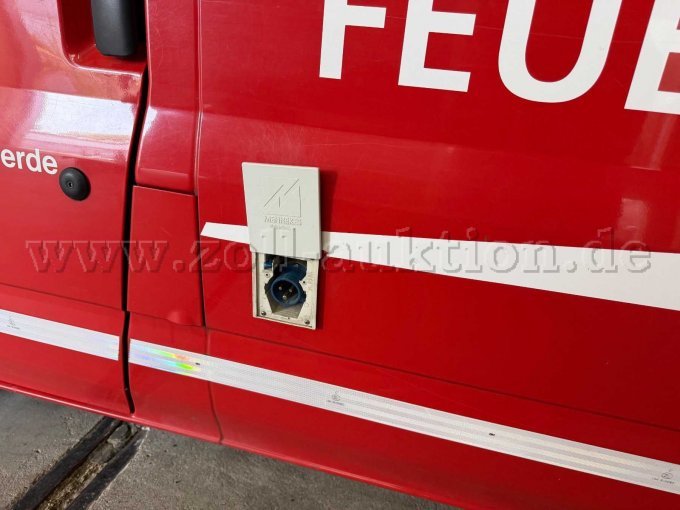1 Sonder-Kfz Feuerwehr - Einsatzleitwagen (ELW) Ford Transit 2.0 Diesel, Baujahr 2 – foto 20 – kavel bij Zoll-Auktion, Iserlohn