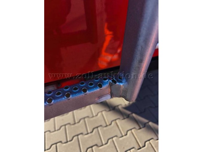 Schaden Aufstiegsleiter hinten