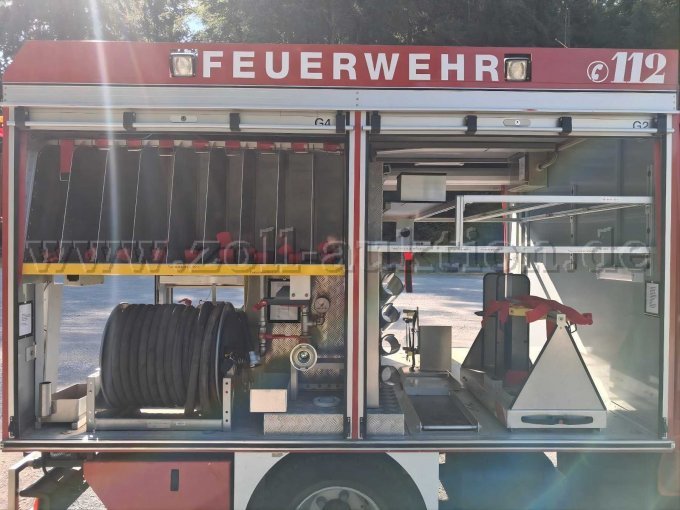 1 speciaal motorvoertuig: brandweerwagen TSF-W (voertuig met draagbare hogedrukpomp en water) – foto 6 – kavel bij Zoll-Auktion, Balve