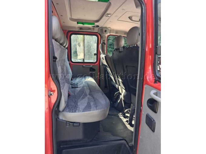 1 speciaal motorvoertuig: brandweerwagen TSF-W (voertuig met draagbare hogedrukpomp en water) – foto 9 – kavel bij Zoll-Auktion, Balve