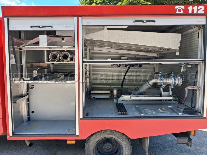 1 speciaal motorvoertuig: brandweerwagen TSF-W (voertuig met draagbare hogedrukpomp en water) – foto 10 – kavel bij Zoll-Auktion, Balve