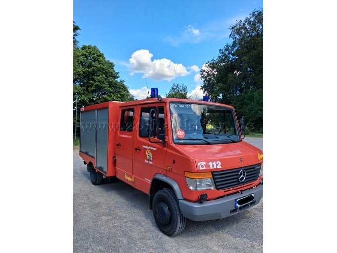 1 speciaal motorvoertuig: brandweerwagen TSF-W (voertuig met draagbare hogedrukpomp en water) – foto 4 – kavel bij Zoll-Auktion, Balve