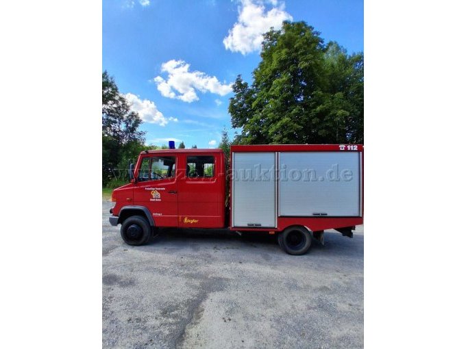 1 speciaal motorvoertuig: brandweerwagen TSF-W (voertuig met draagbare hogedrukpomp en water) – foto 3 – kavel bij Zoll-Auktion, Balve