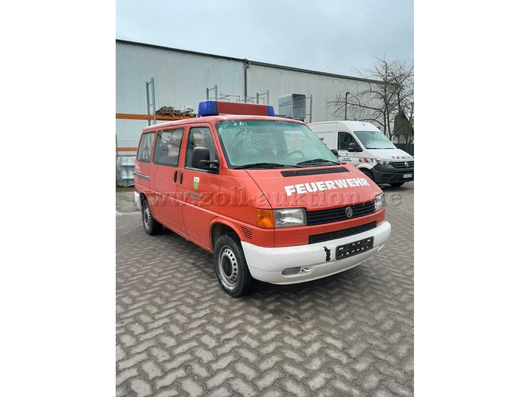 Ansicht vorne und linke Seite
