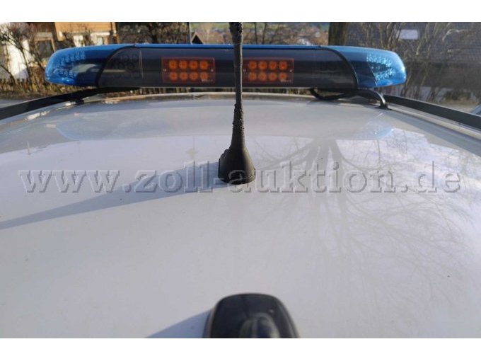 Antenne mit Marderbiss (funktioniert aber)