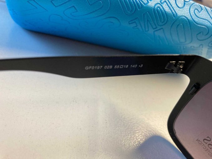 Beschriftung innen (Typbezeichnung, Größe)