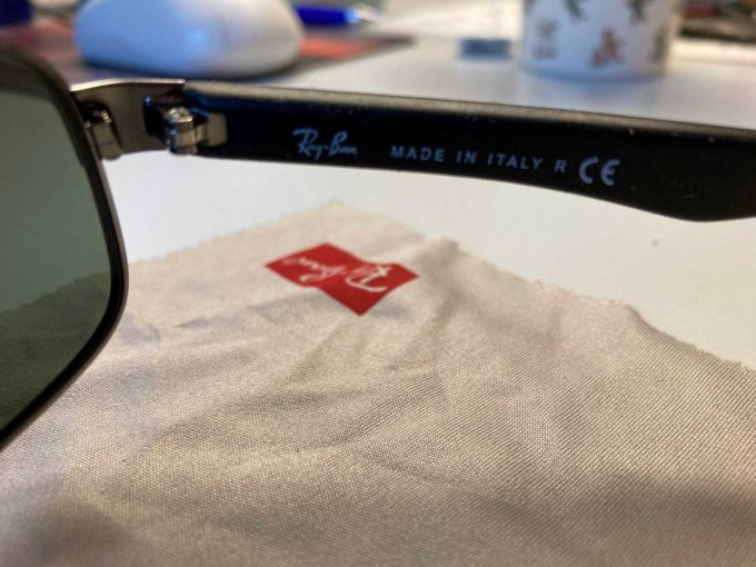 Beschriftung innen (CE-Zeichen)