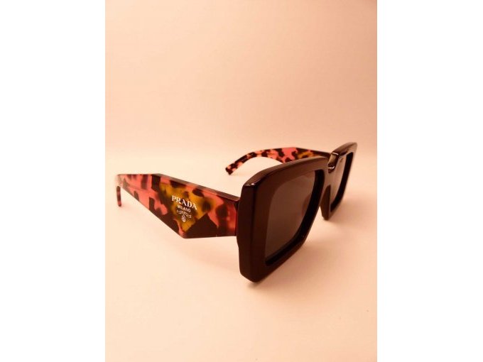 Damen-Sonnenbrille Prada_ Seitenansicht auf rechte Seite