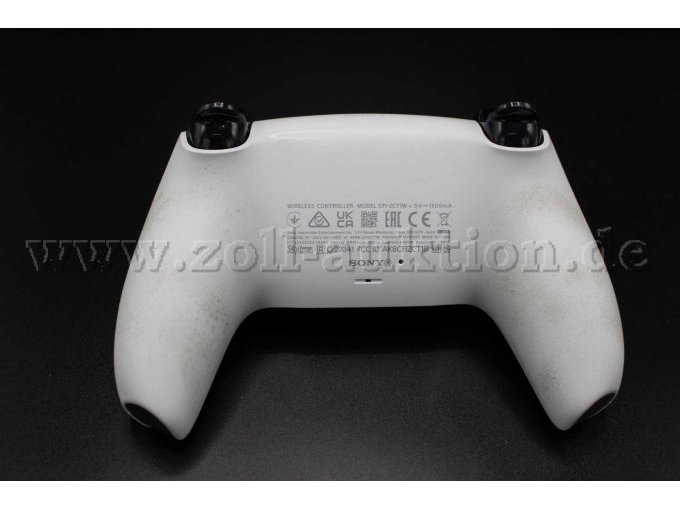 Controller 2 hinten