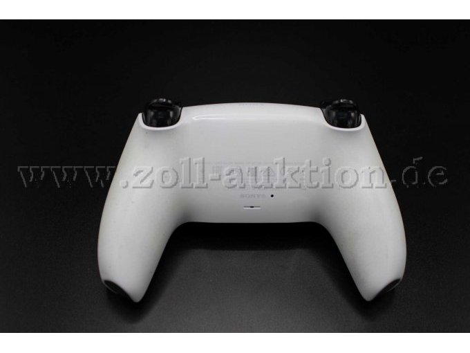 Controller 1 hinten