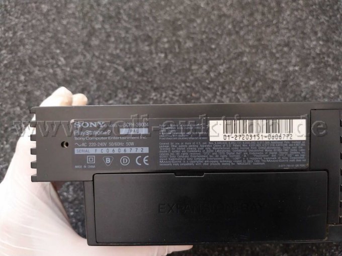 CE-Kennzeichen + Model