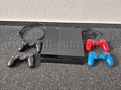 Konsole mit 4 Controller