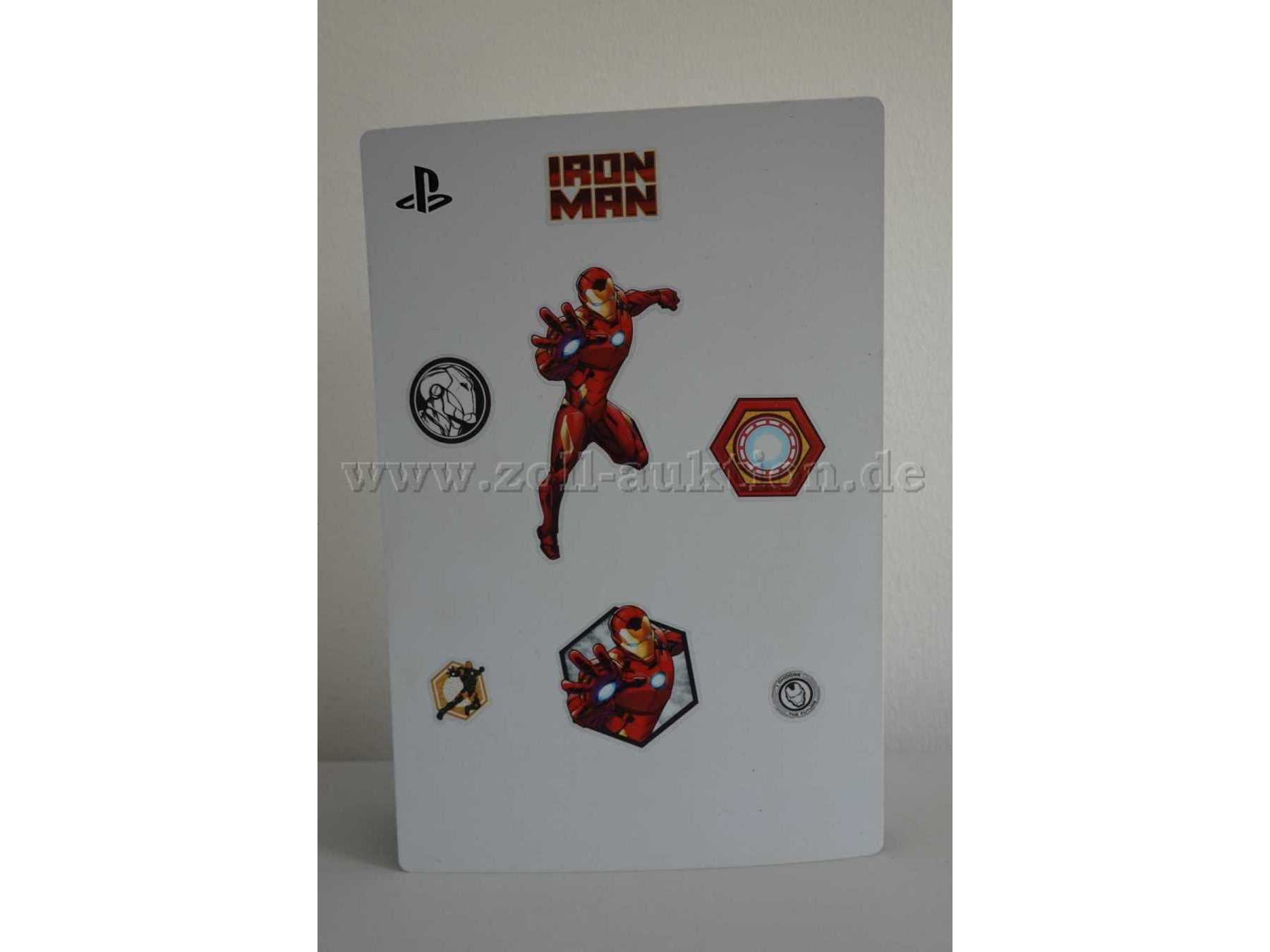 1 Playstation 5 weiß, mit Ironman-Stickern