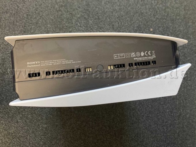 CE-Kennung und Seriennummer