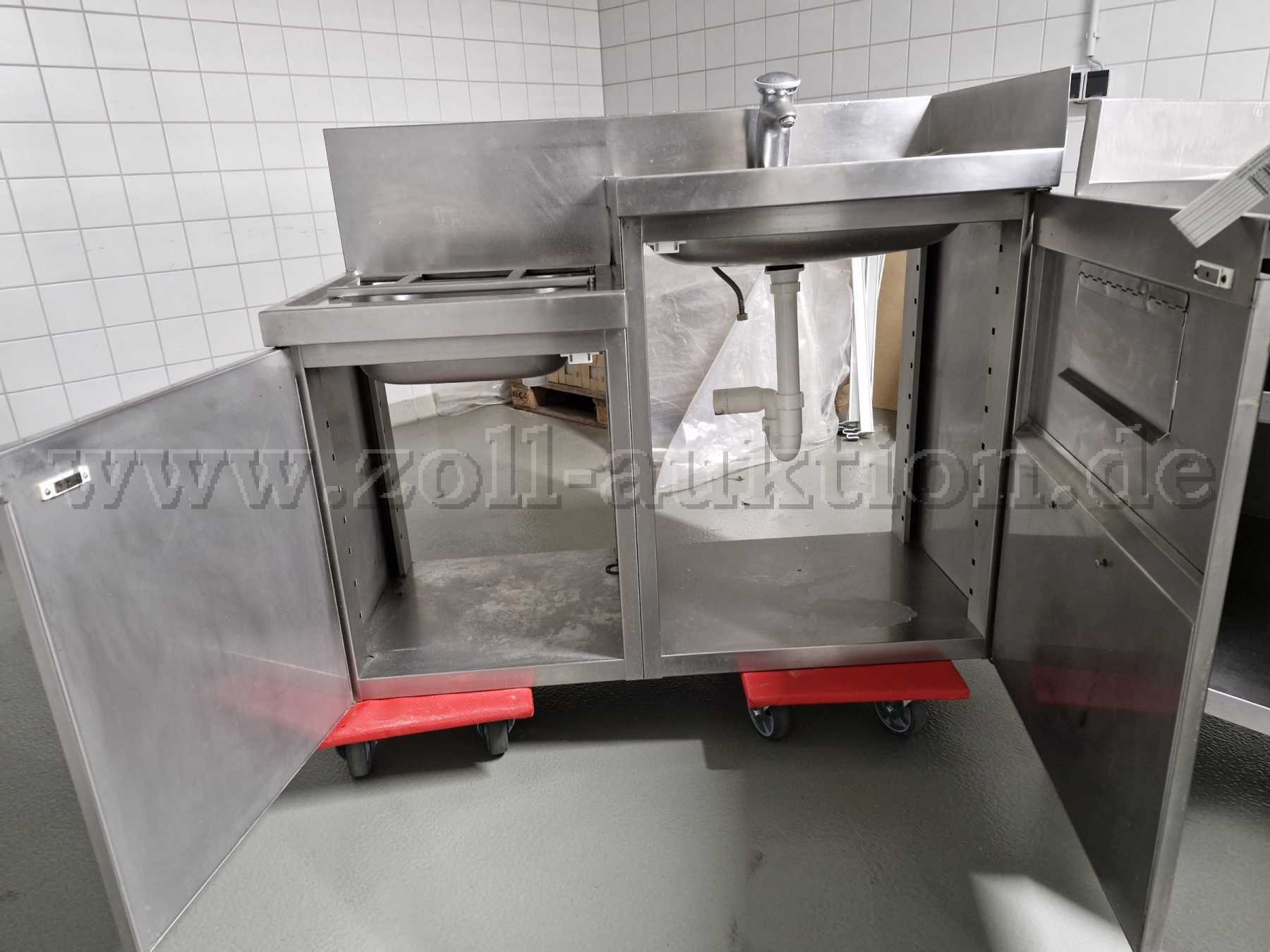 Handspüle Türen geöffnet