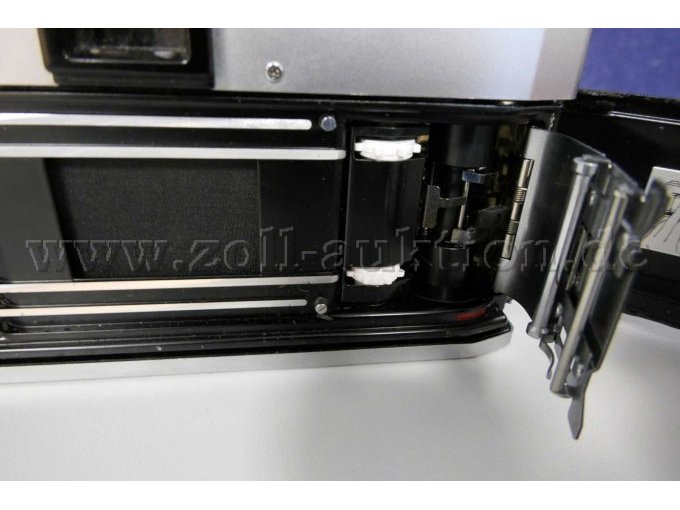 Detailaufnahme 2 mit geöffneter Klappe