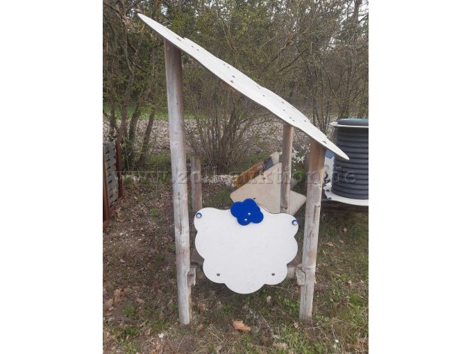 Spielgerät zerlegt Spielturm