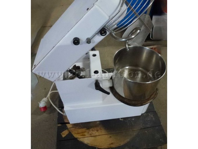 Knetmaschine mit Schüssel und Spiralkneter