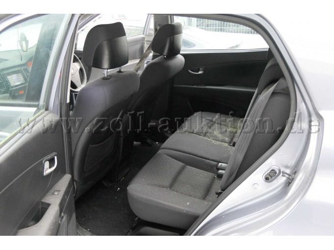 2. Sitzreihe Beifahrerseite