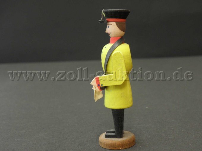 Miniaturfigur eines Postboten / Postillons/ seitliche Darstellung