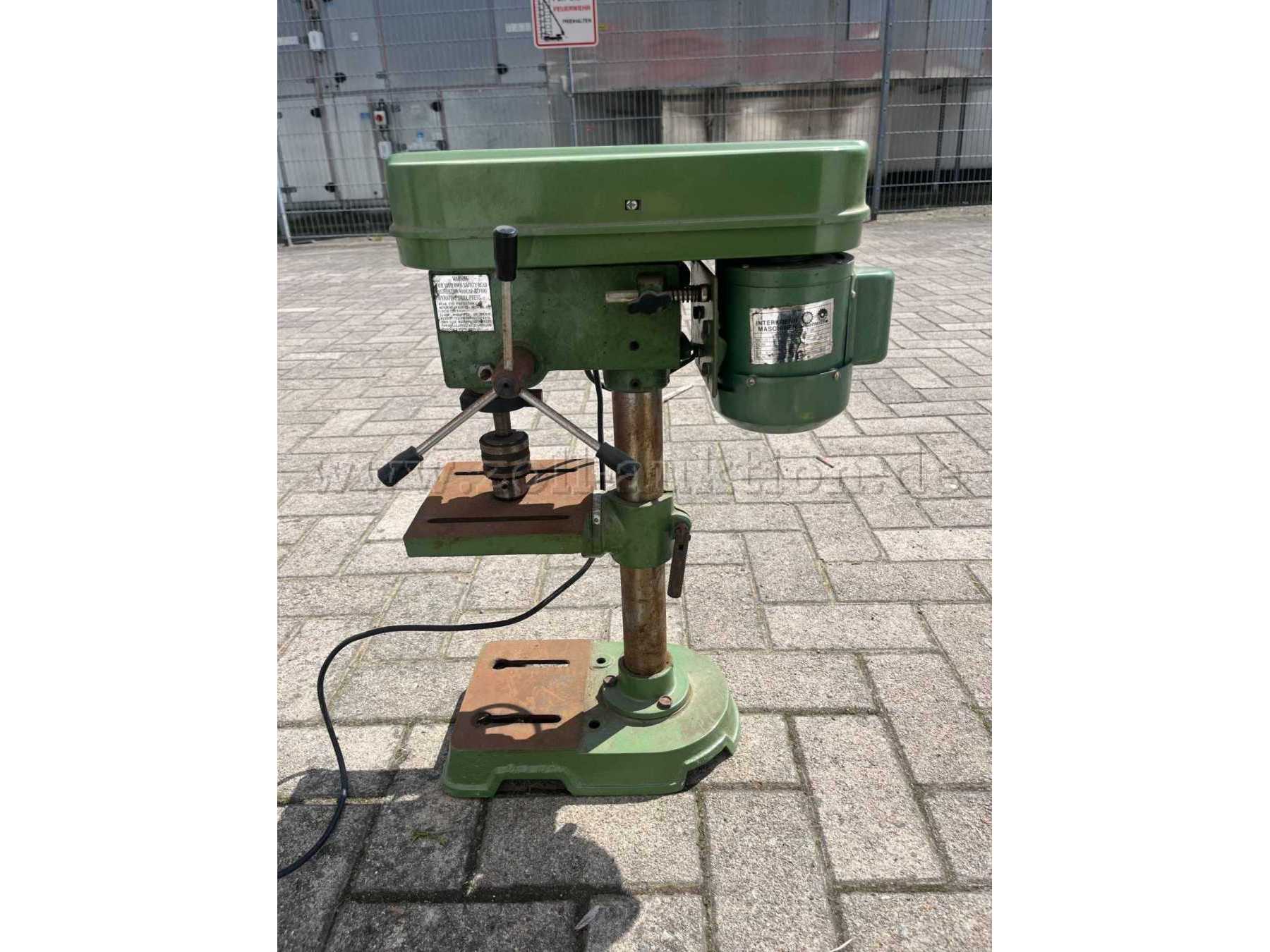 Standbohrmaschine / Tischbohrmaschine