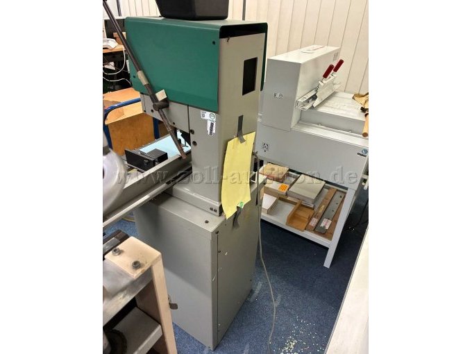 Ansicht: hinten

Lediglich die Citoborma 280B ist Bestandteil der Auktion. Weitere zu sehenden Maschinen oder Gegenstände sind kein Bestandteil der Auktion. 