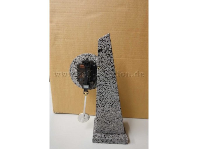 Standuhr mit Pendel von hinten