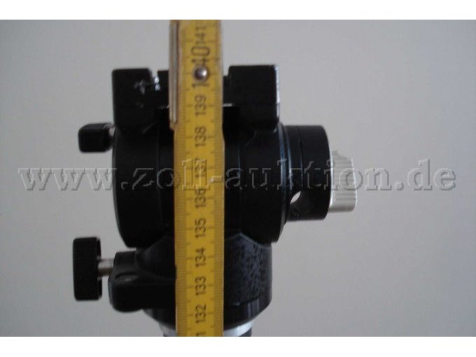 Max Höhe des Stativs und Feststellschrauben.