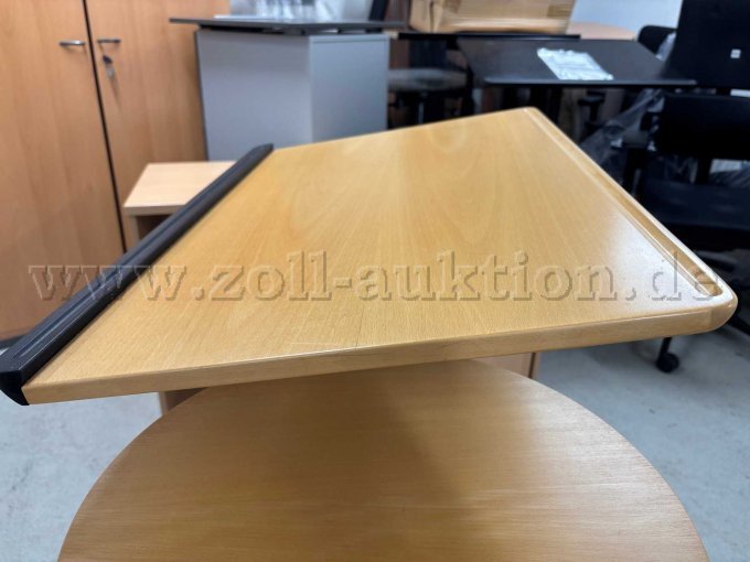 Stehpult von der Seite