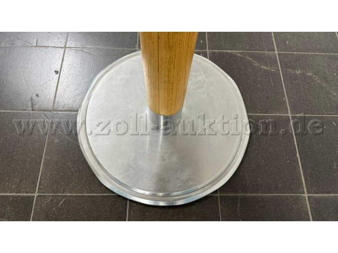 Stehtisch Metallfuß