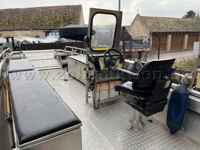1 Steinbacher boottransporter met een Schmitt-reddingsboot met een Yamaha F60CETL-motor – foto 9 – kavel bij Zoll-Auktion, Worms