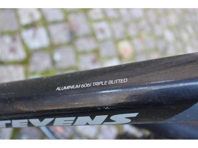 Angabe Material Rahmen