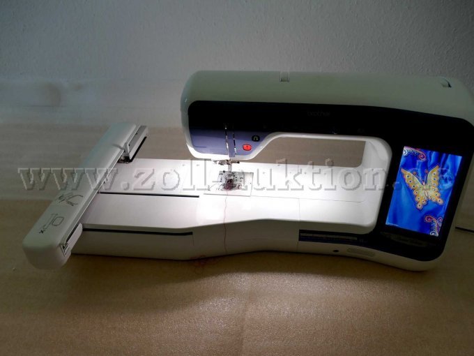 1 Stick- und Nähmaschine, einfache Funktionsprobe Bild 1